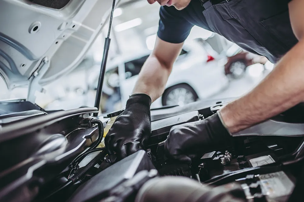 Maintaining Your Vehicle's Engine for Optimal Performance in Waterford and Highland, Michigan