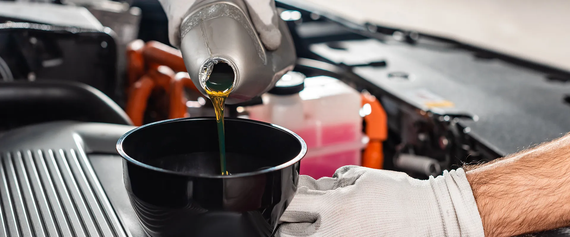 Oil Change & Auto Maintenance  Near Highland Township & Waterford, MI - Lube Service - Preventative Maintenance